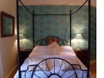 The George Hotel